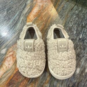 PUFFYLETTE 360 unisex adidas shoes